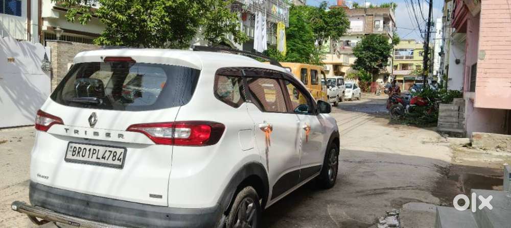 Renault Triber Rxz Easy-r Amt Urban Night Limited Edition, 2021, Cng..