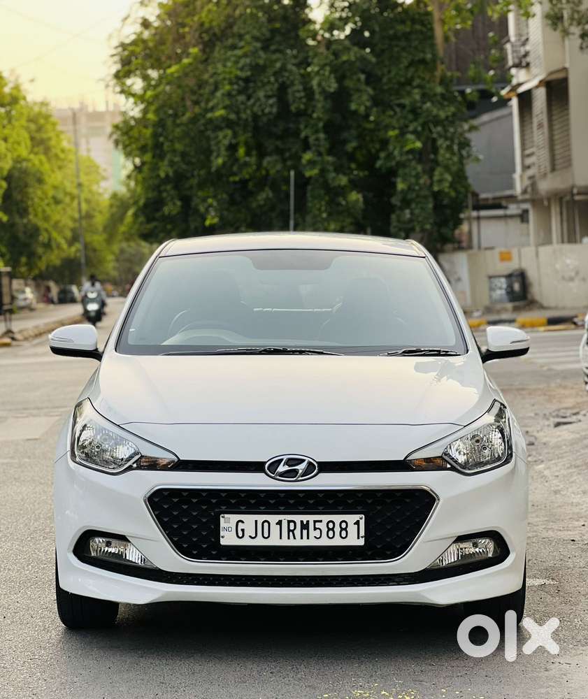 Hyundai I20 Sportz Plus, 2015, Petrol