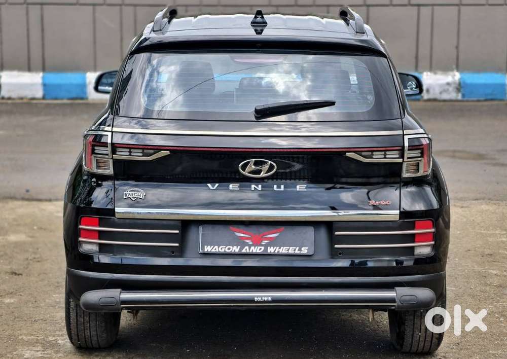 Hyundai Venue Sx(o) Knight Edition Dct, 2023, Petrol
