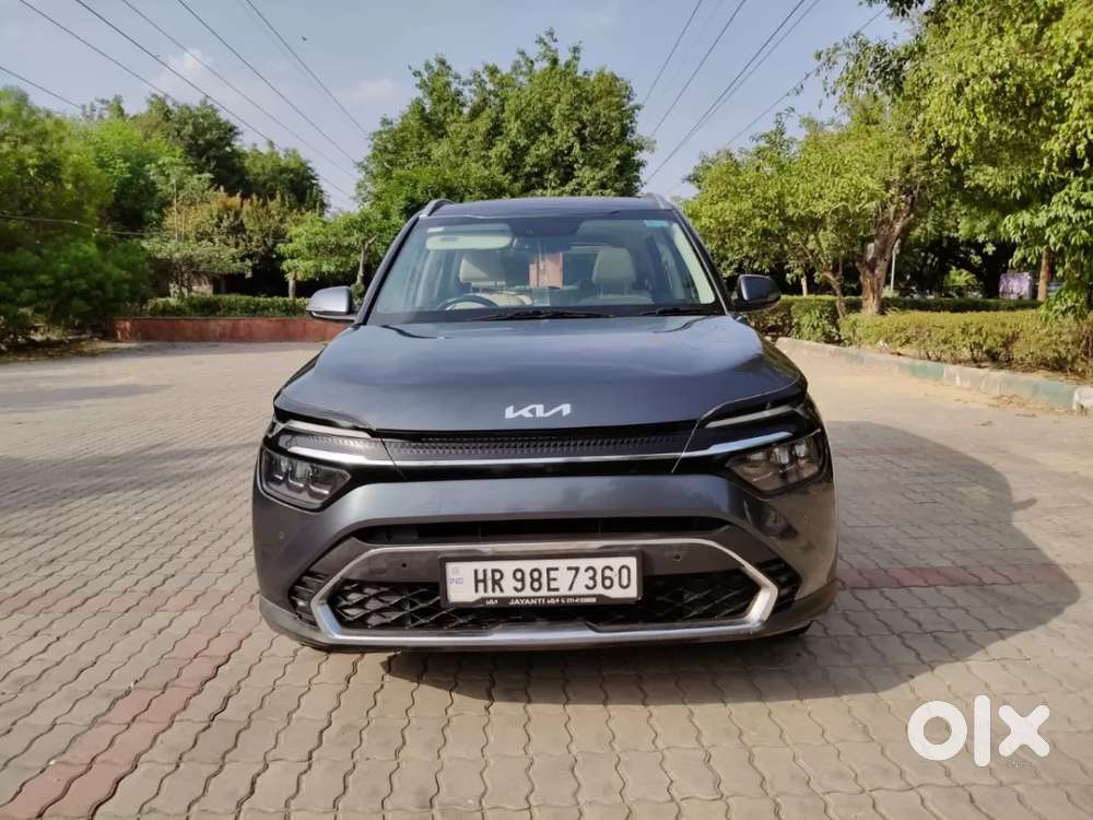Kia Carens 1.4 Luxury Plus Dct 7 Str, 2022, Petrol