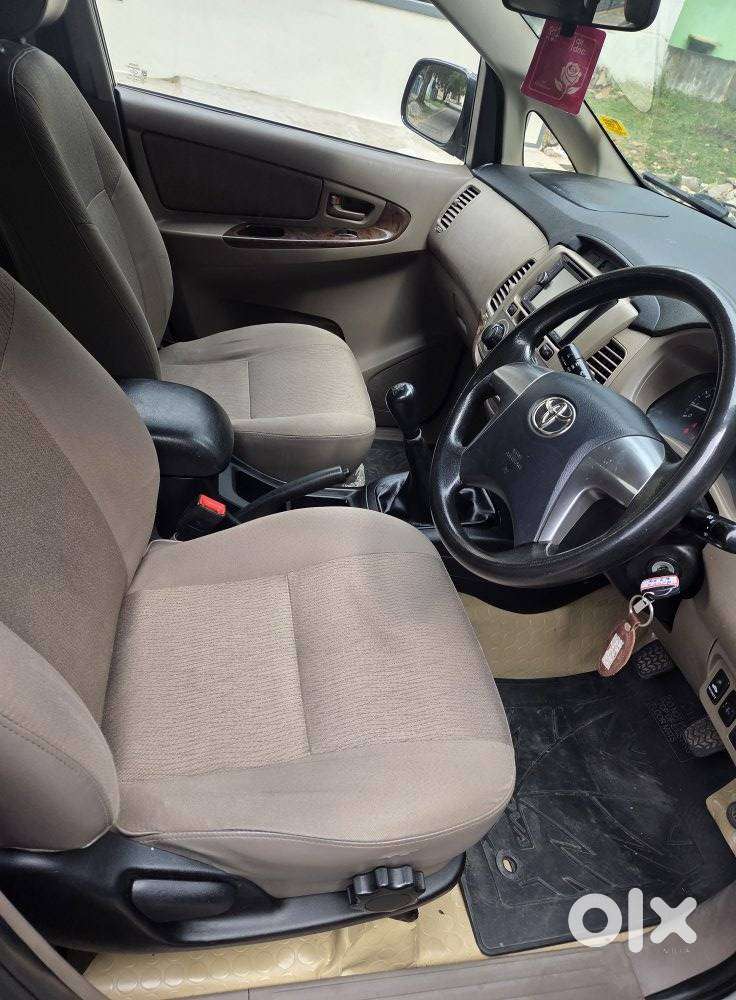 Toyota Innova 2.5 G (diesel) 7 Seater, 2015, Diesel