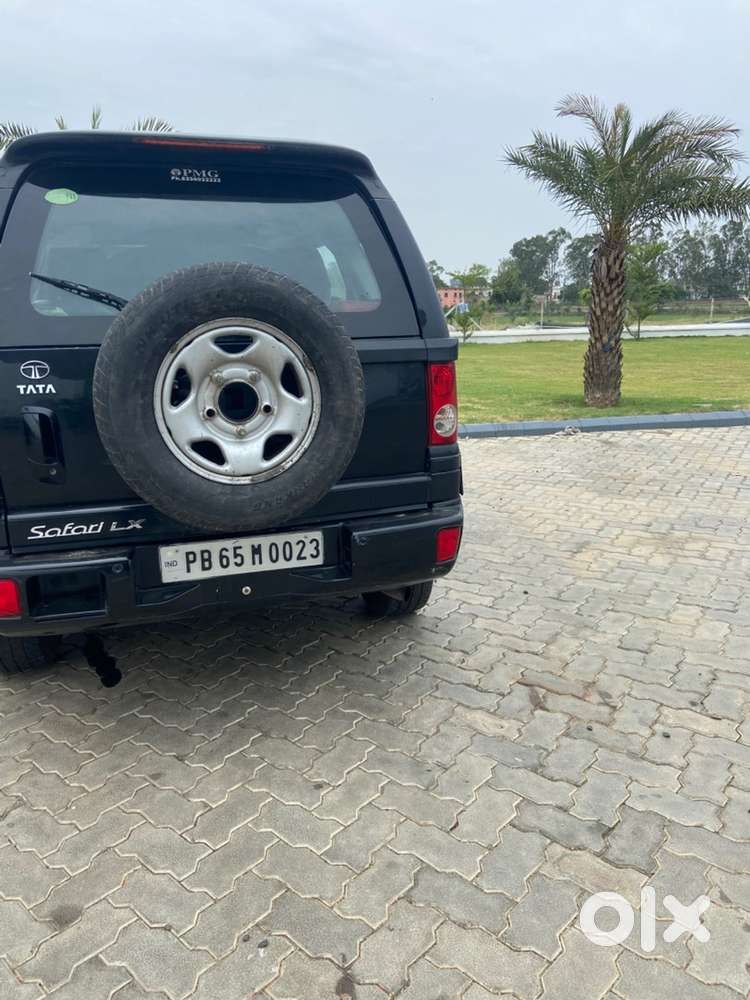 Tata Safari 2011