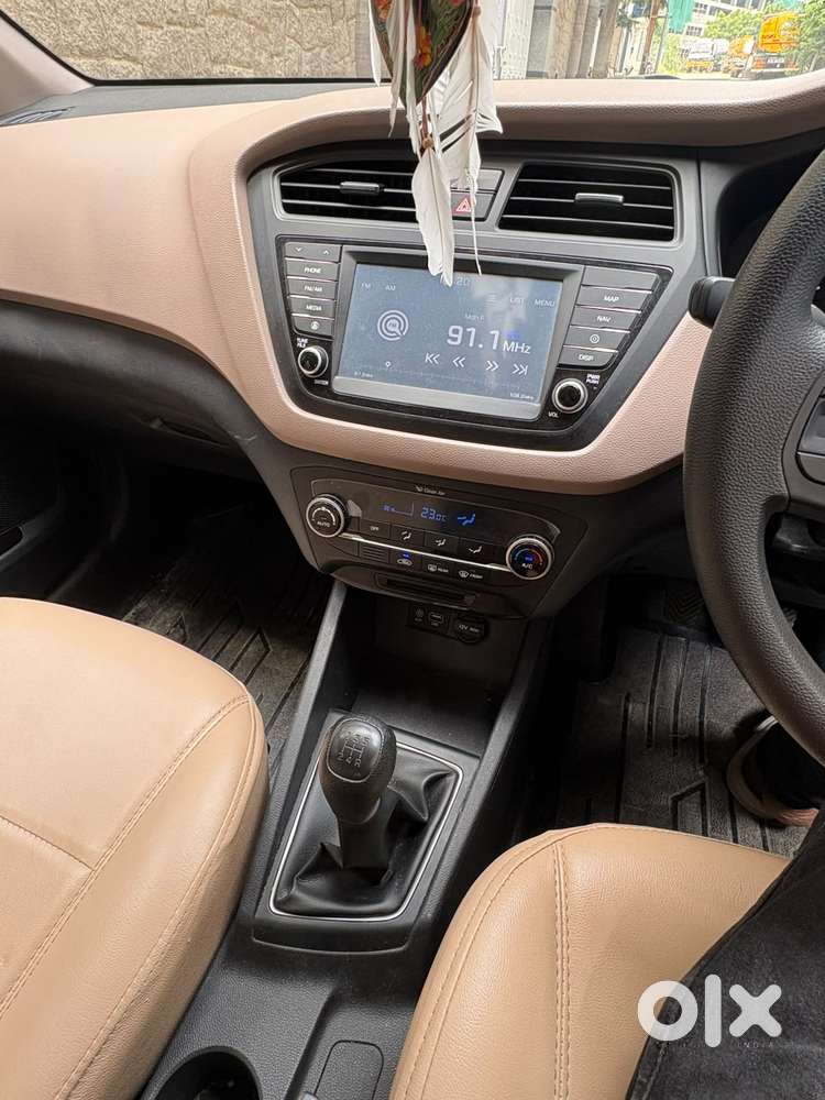 Hyundai I20 Petrol Asta, 2017, Petrol