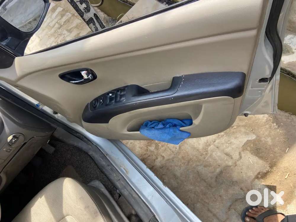 Hyundai I10 2011 Cng & Hybrids 200000 Km Driven