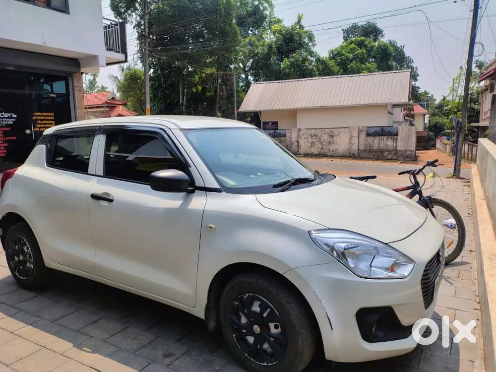 Maruti Suzuki Swift 2021 Lxi