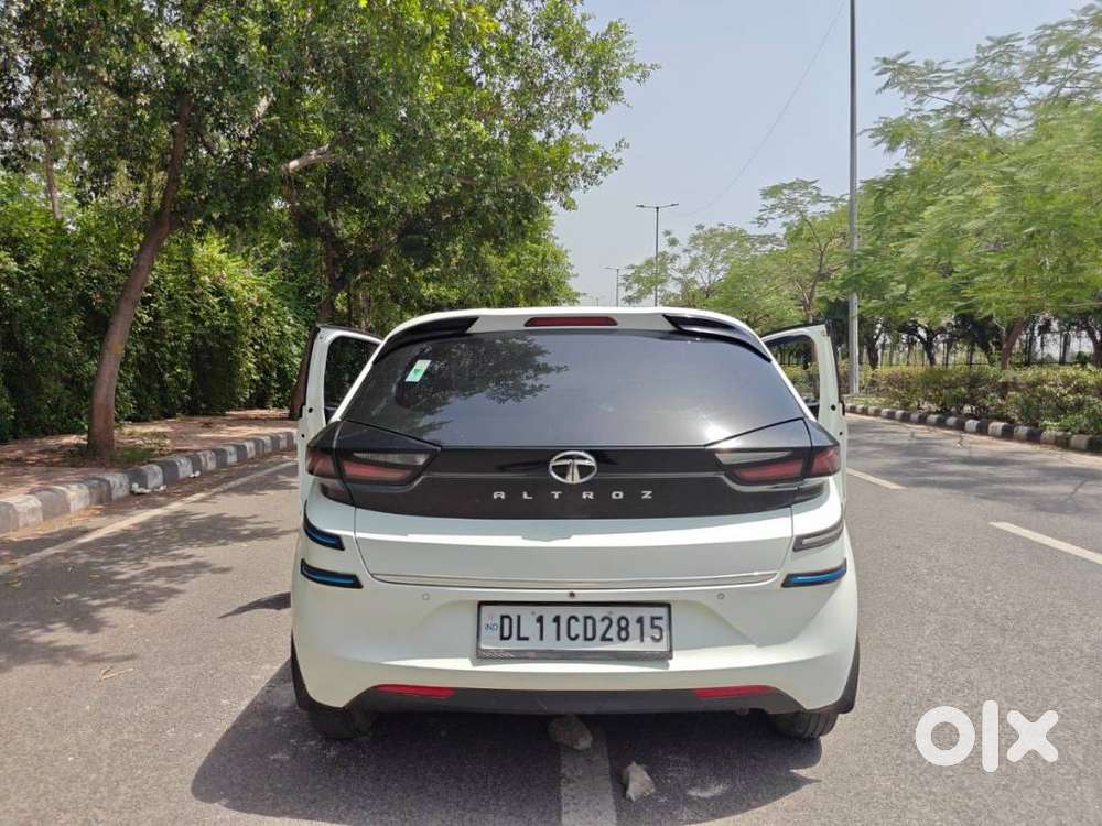 Tata Altroz 1.2 Xe, 2022, Cng & Hybrids