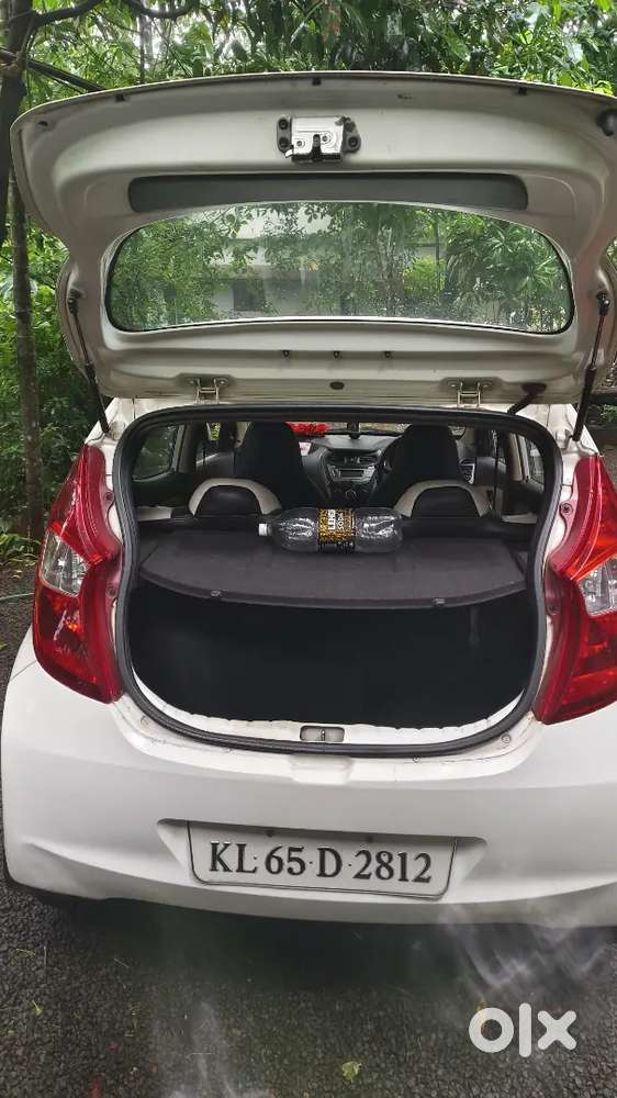 Hyundai Eon 2014 Petrol Well Maintained ( Full Company Service)