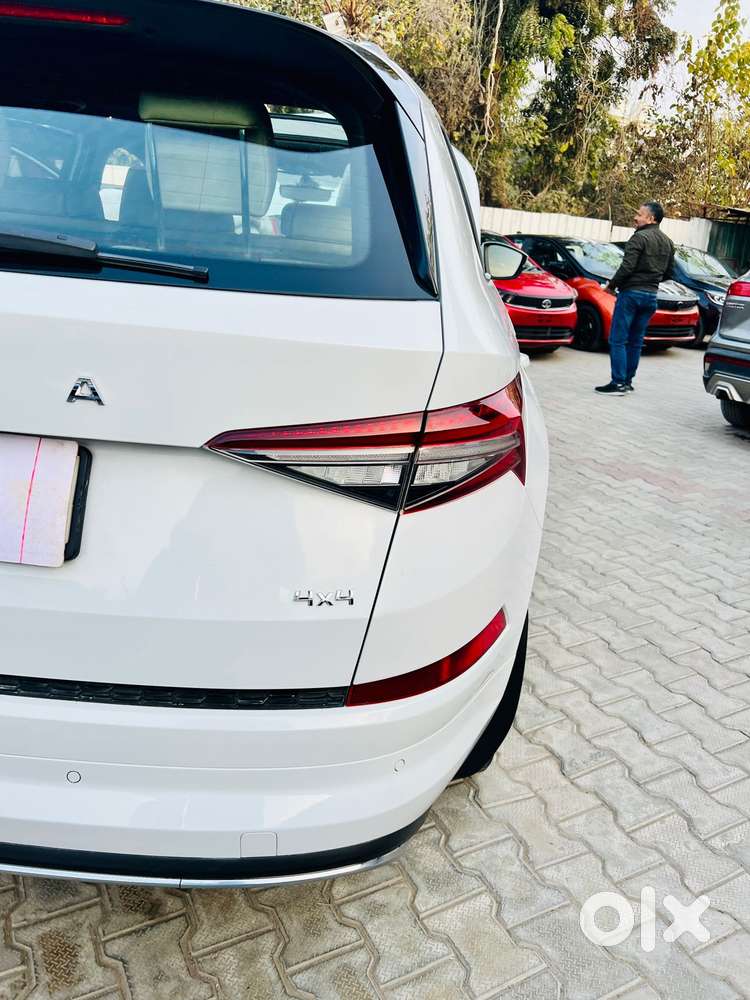 Skoda Kodiaq 2.0 L&k Tsi Dsg, 2023, Petrol