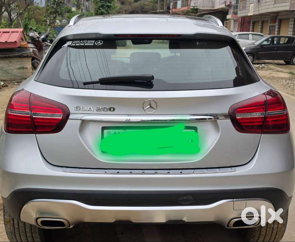Mercedes Benz Gla 200 Silver Colour Model 2019 October.