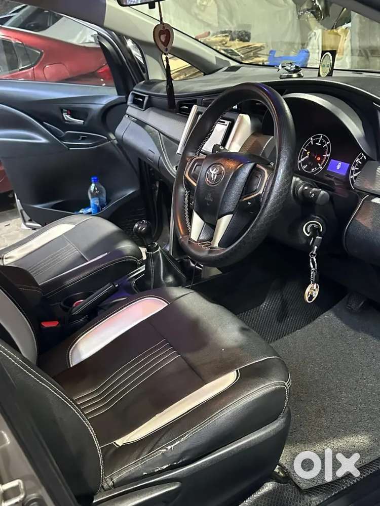 Toyota Innova Crysta 2017 Diesel 117000 Km Driven