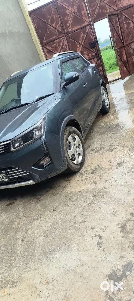 Mahindra Xuv300 2023 Variant W6 Sunroof