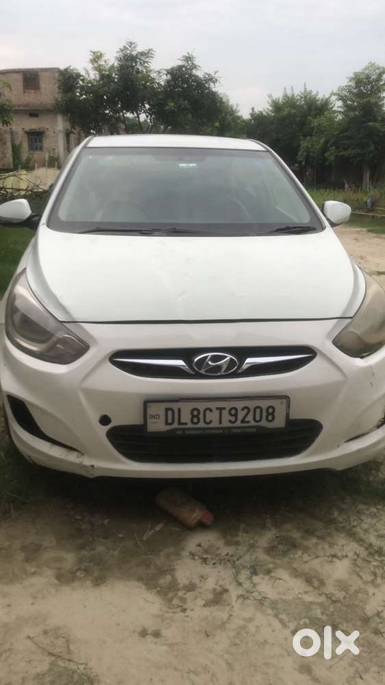 Hyundai Fluidic Verna 2011