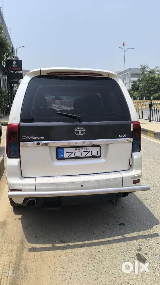 Tata Safari Storme 2014 Diesel Well Maintained