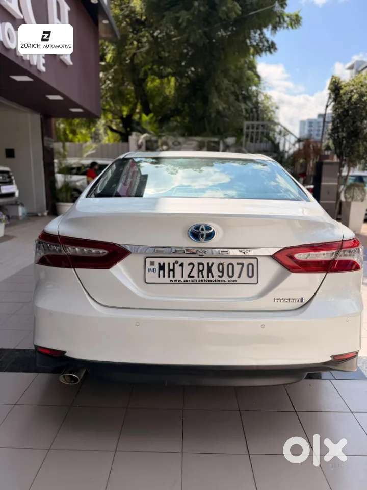 Toyota Camry Hybrid, 2019, Petrol
