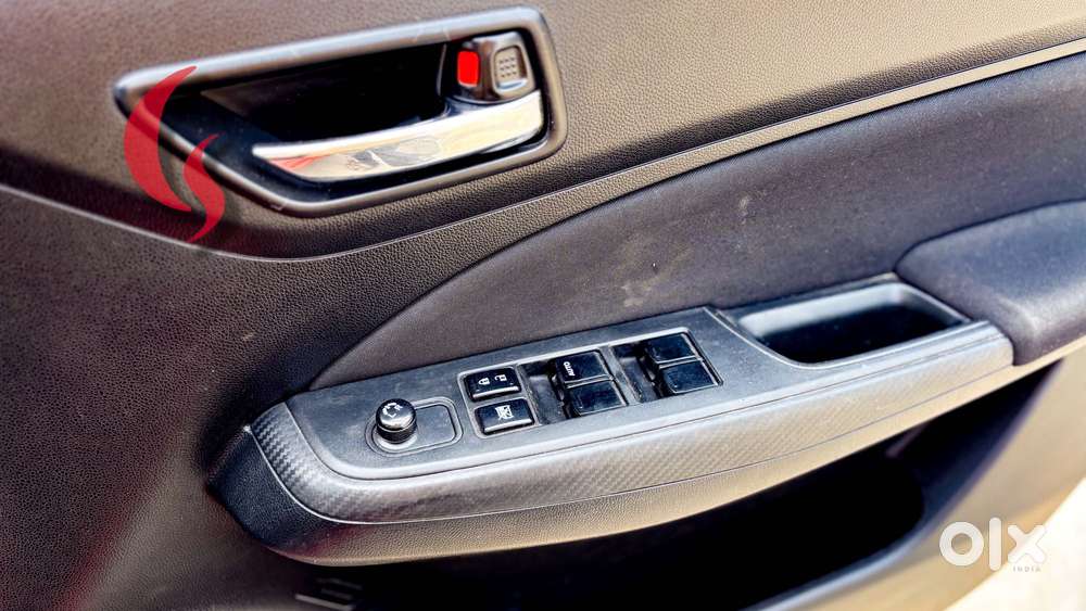 Maruti Suzuki Swift 1.2 Vxi Deca Limited Edition, 2021, Petrol