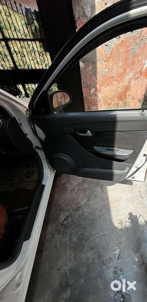 Maruti Suzuki 2015 Petrol