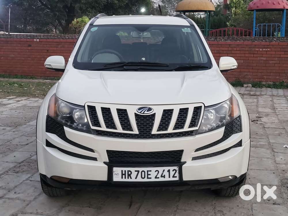 Mahindra Xuv500 W8, 2015