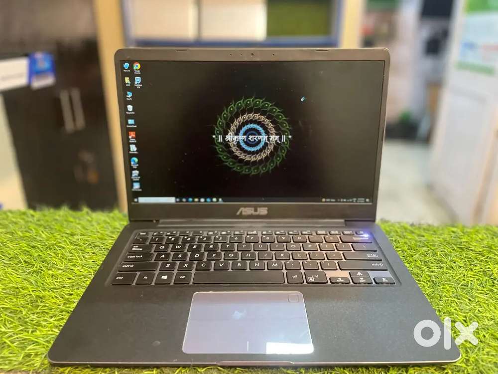 ASUS VIVOBOOK CORE I5 8TH GEN 8GB RAM 256GB SSD CONDITION GOOD 14