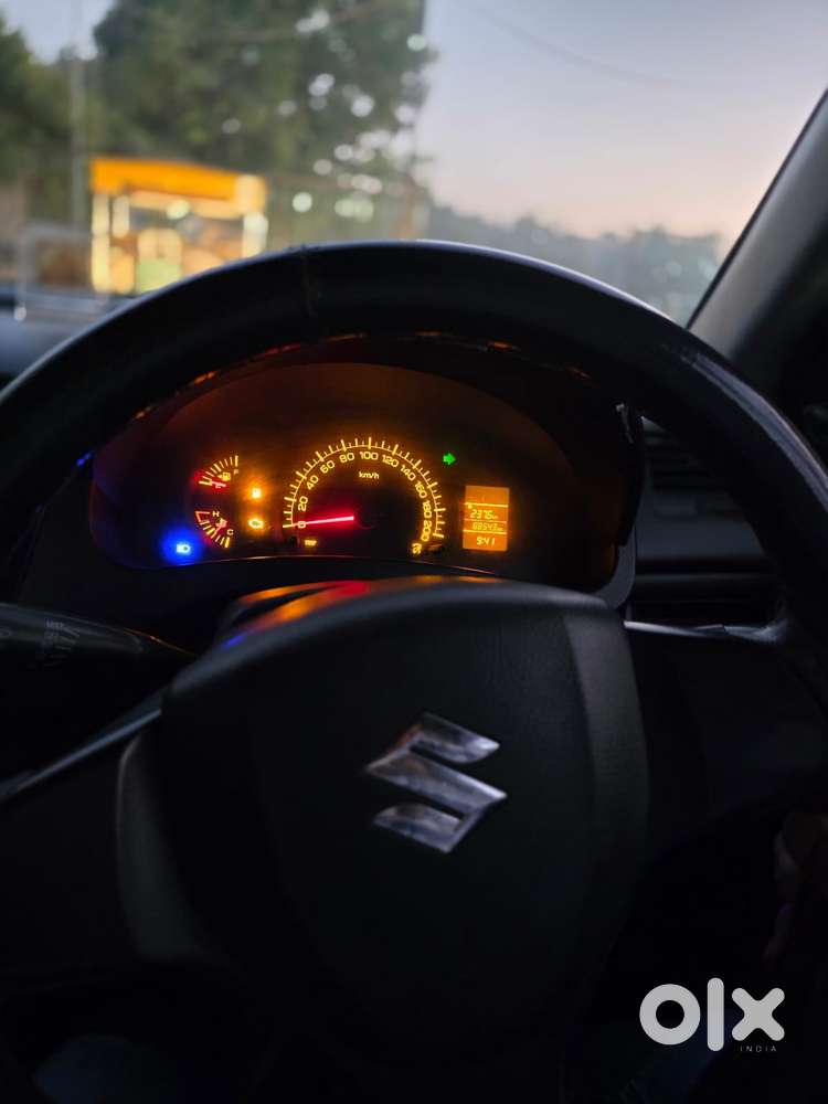 Maruti Suzuki Swift Lxi Option, 2012, Cng & Hybrids