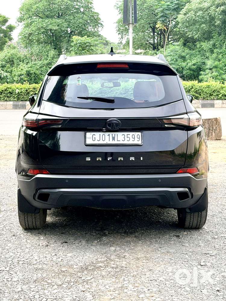 Tata Safari 2.0 Kryotec Xza Plus (o) Red Dark Edition, 2023, Diesel