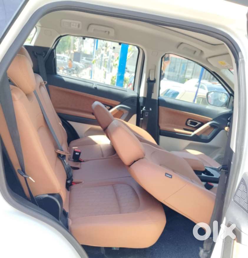Tata Safari Adventure X Plus 7 Str At, 2025, Diesel