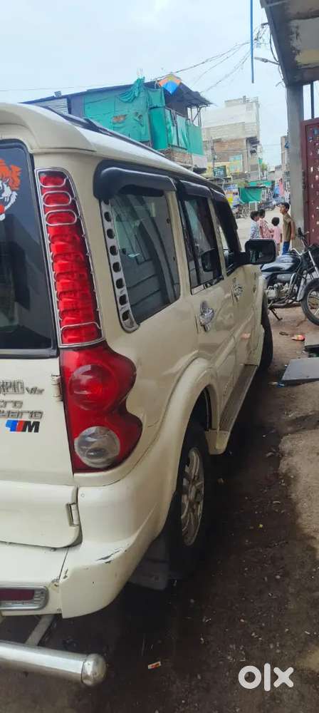 Mahindra Scorpio 2013 Diesel Manual 4th Owner