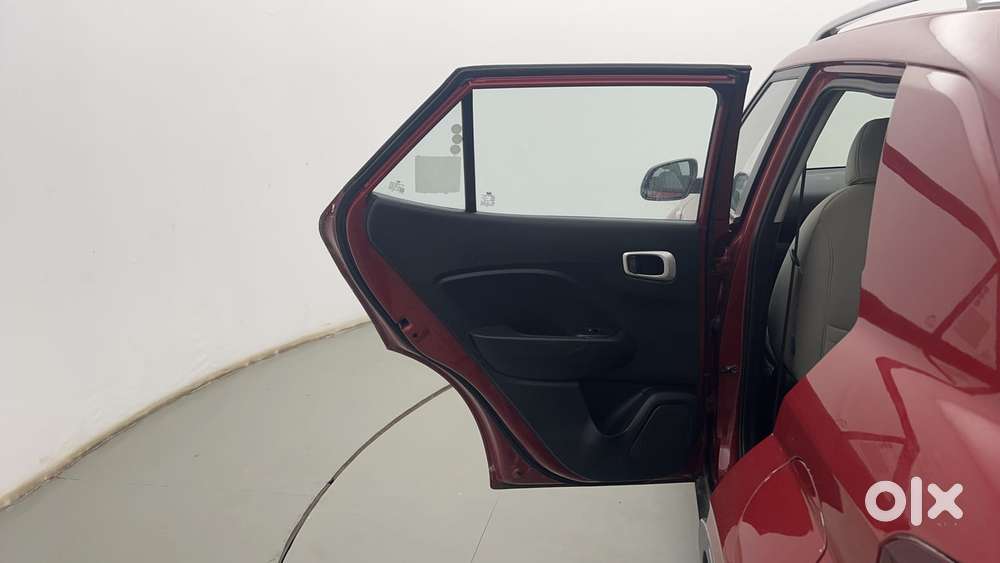 Hyundai Venue [2022-ongoing] 1.2 S, 2022, Petrol