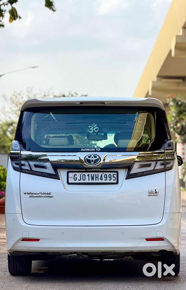 Toyota Vellfire Hi, 2022, Petrol
