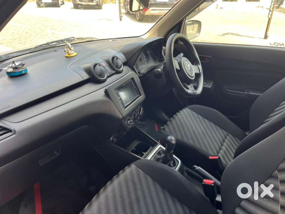 Maruti Suzuki New-gen Swift 2022 Petrol 18500 Km Driven