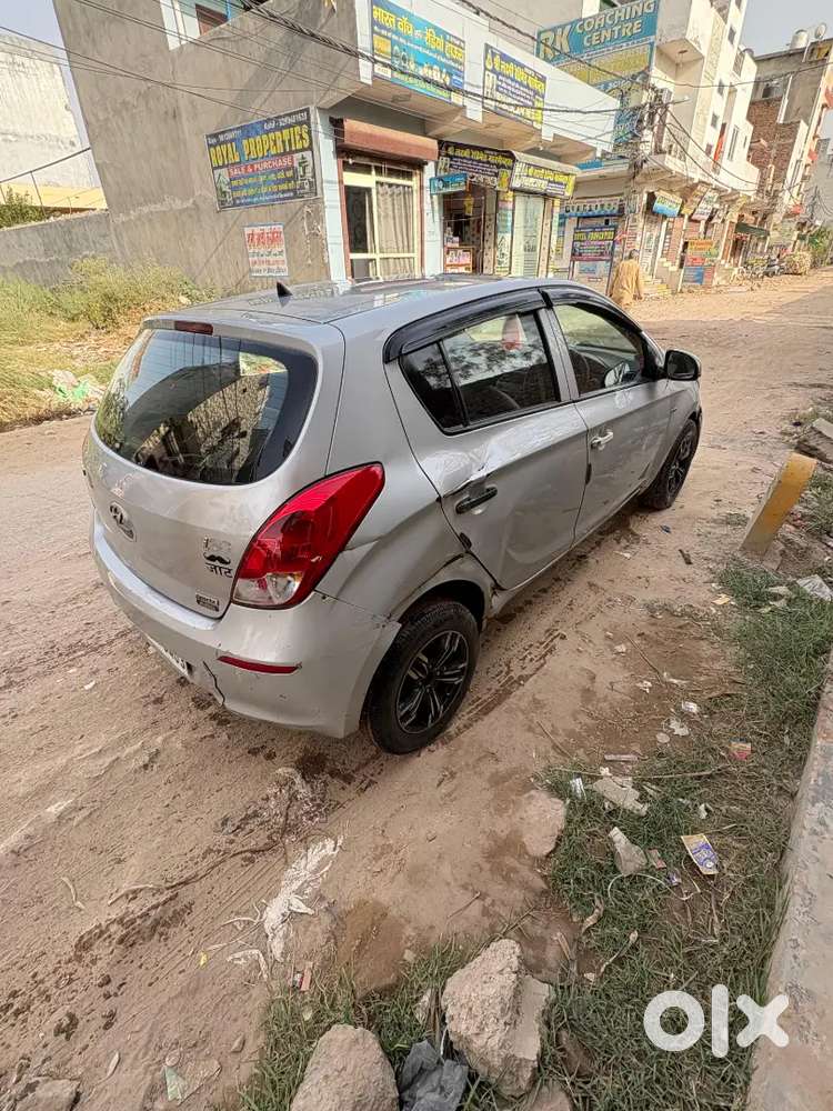 Hyundai I20 2014 Cng & Hybrids 90000 Km Driven