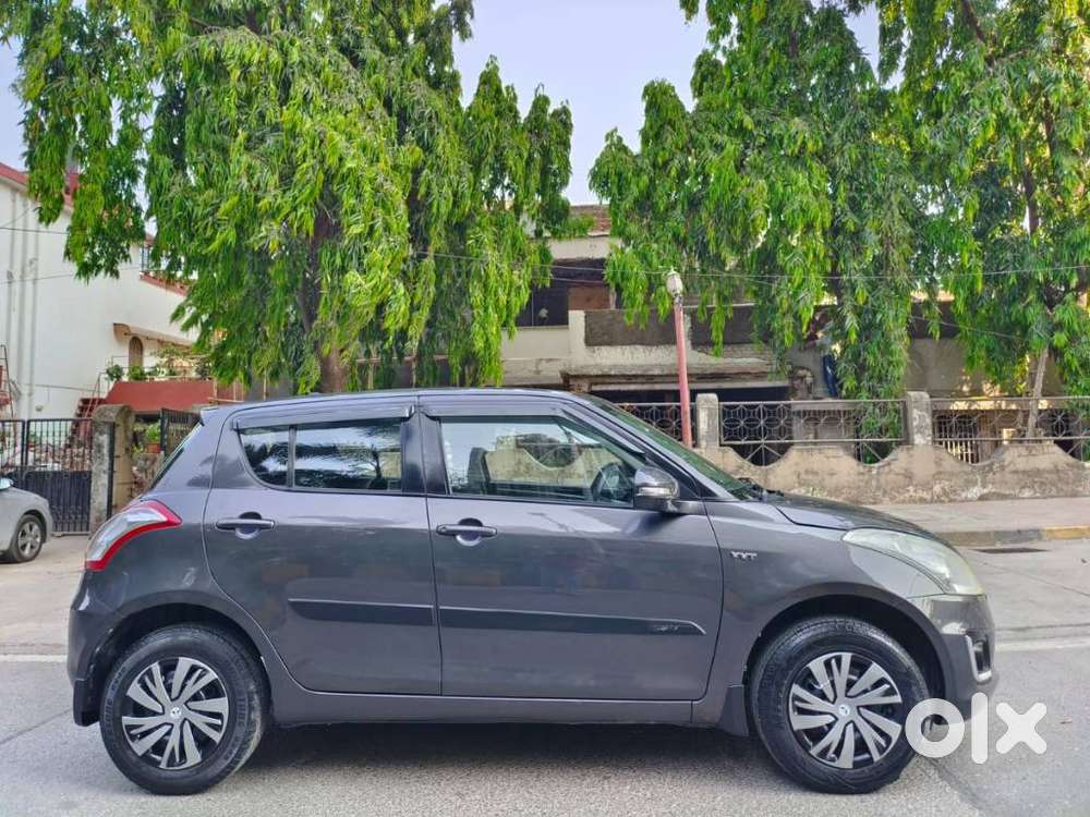 Maruti Suzuki Swift 1.2 Vxi (o), 2015, Petrol