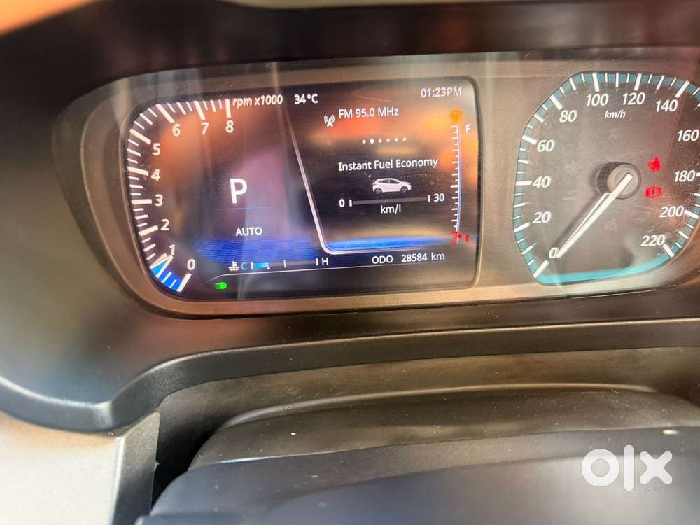 Tata Altroz Xza Plus (s) Dark Edition, 2022, Petrol