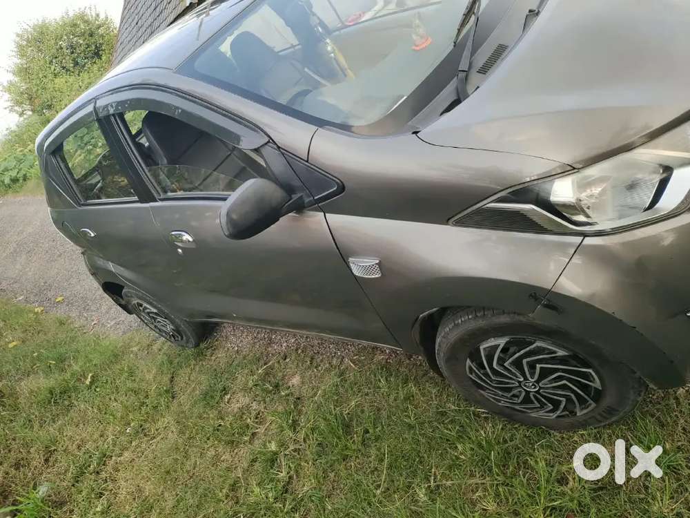 Datsun Redigo Petrol Manual 2017