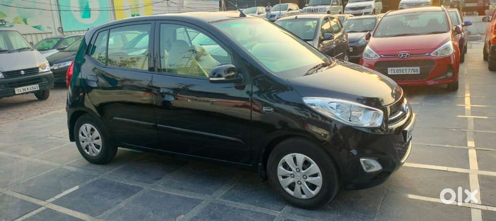 Hyundai I10 Asta Sunroof At, 2011, Petrol