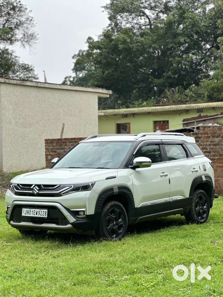 Maruti Suzuki Brezza 1.5 Zxi At Smart Hybrid Dual Tone, 2022, Petrol