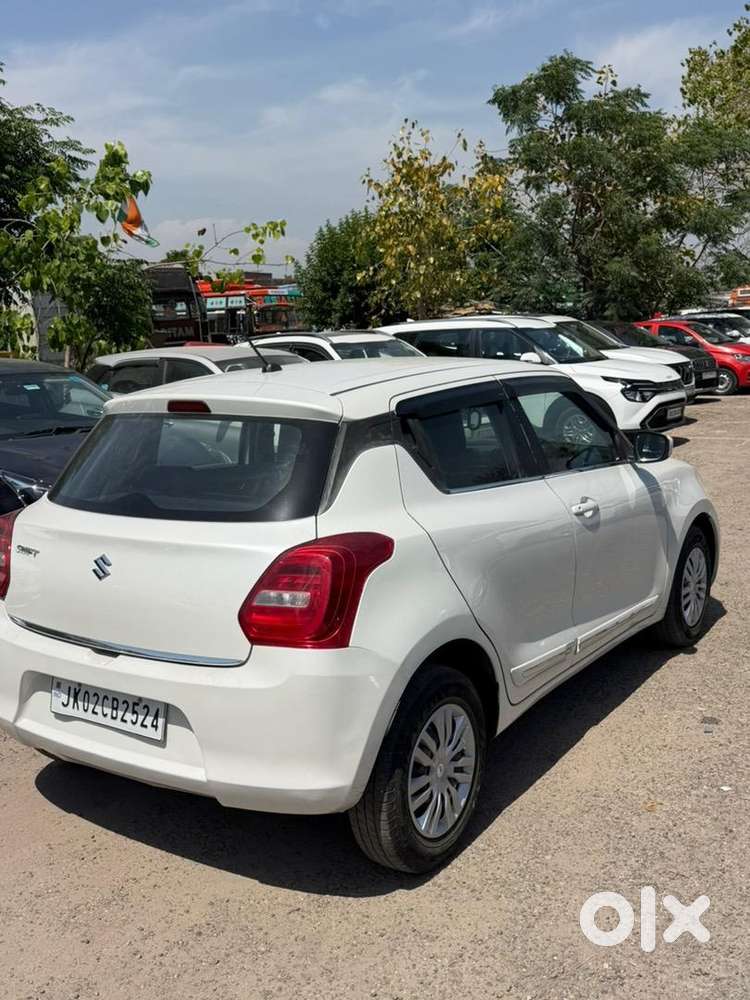 Maruti Suzuki Swift 2018 Petrol Well Maintained