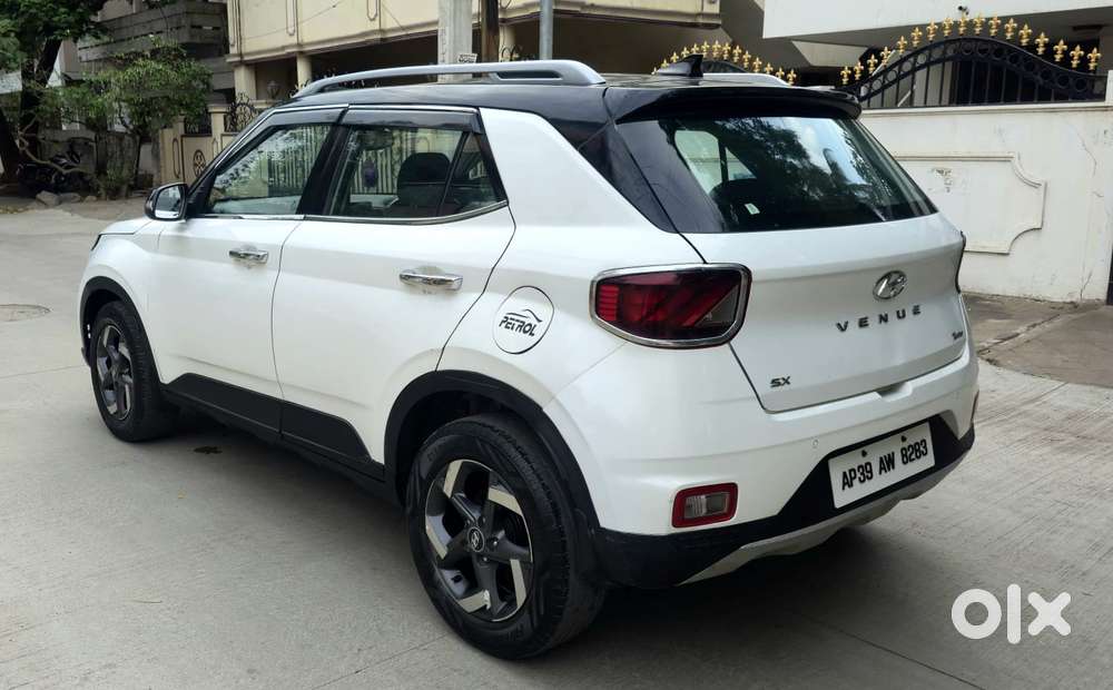 Hyundai Venue Sx Plus Turbo Dct, 2019, Petrol