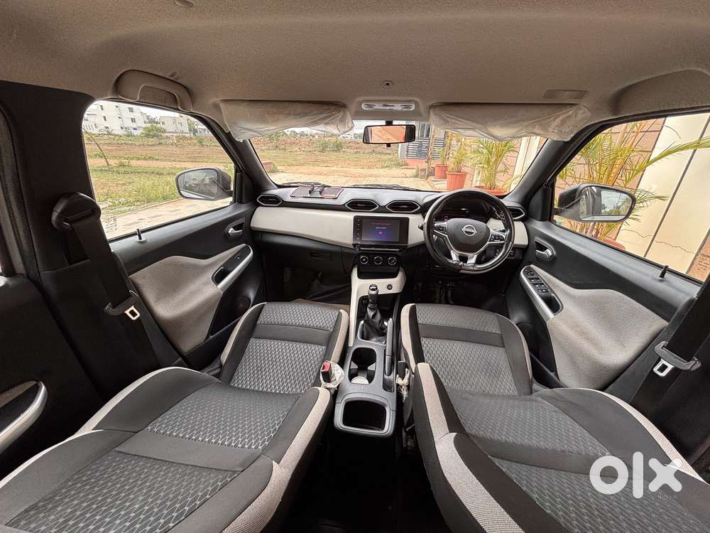 Nissan Magnite 1.0 Xv, 2024, Petrol