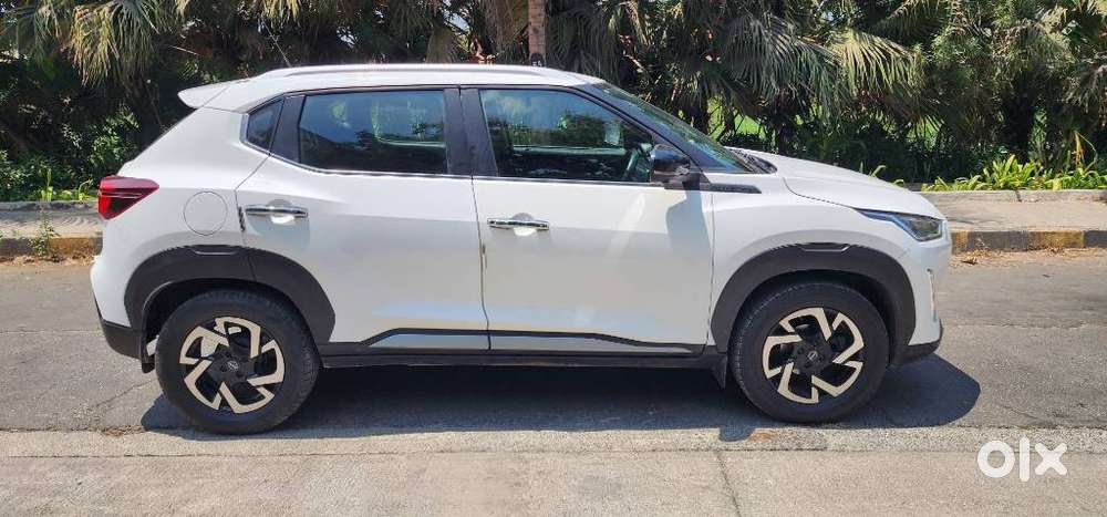 Nissan Magnite 1.0 Xv Premium, 2021, Petrol