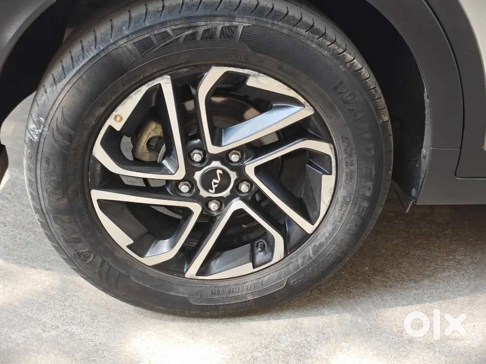 Kia Carens 1.5 Prestige 2025