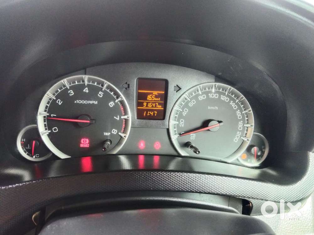 Maruti Suzuki Swift Vxi Optional, 2017, Petrol