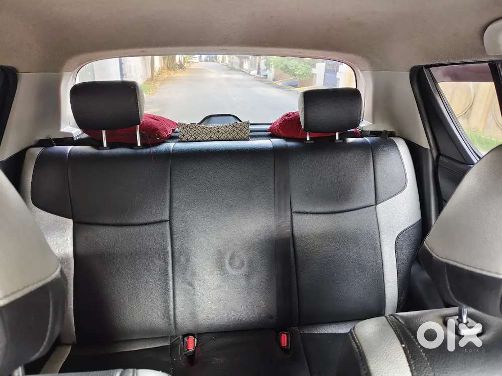 Maruti Suzuki Swift 2012