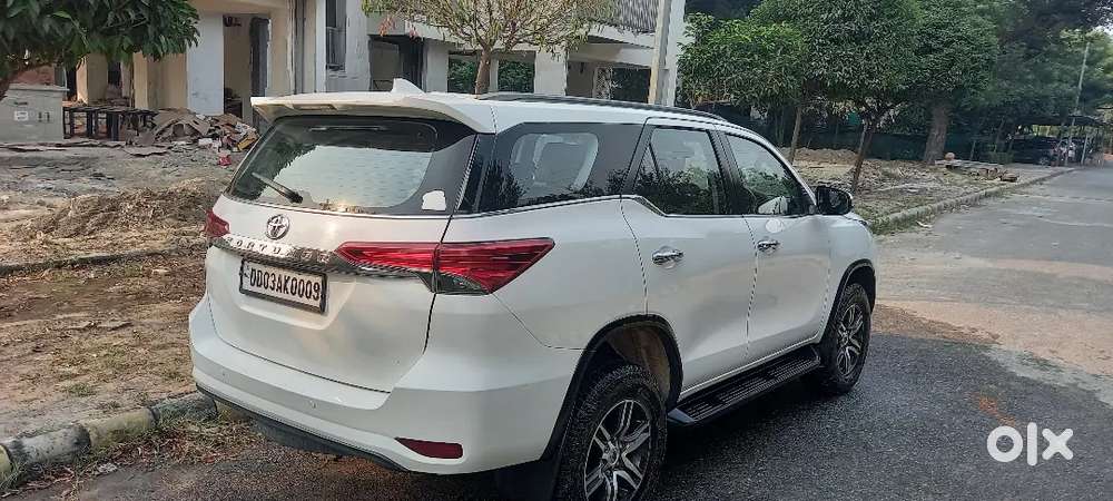 Toyota Fortuner 2018 Diesel 136000 Km Driven