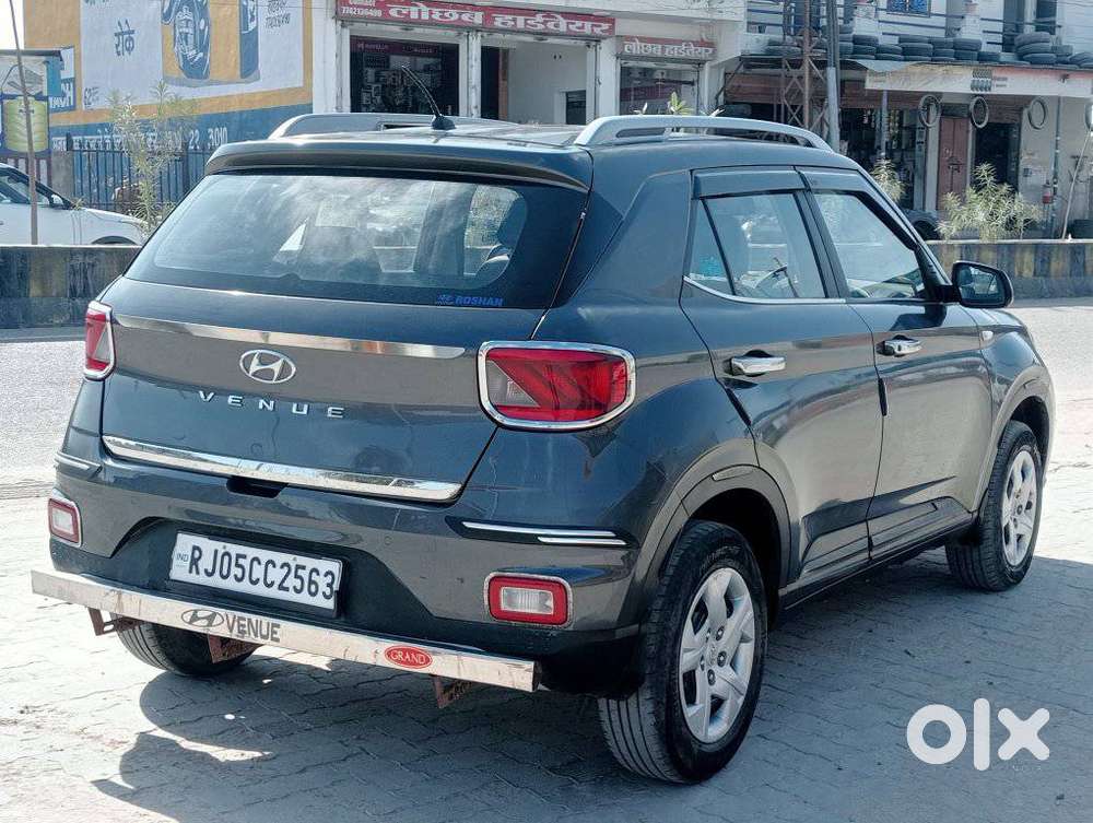 Hyundai Venue S, 2021, Petrol