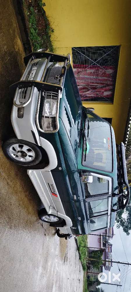 Toyota Qualis Rs E3 Diesel 2005