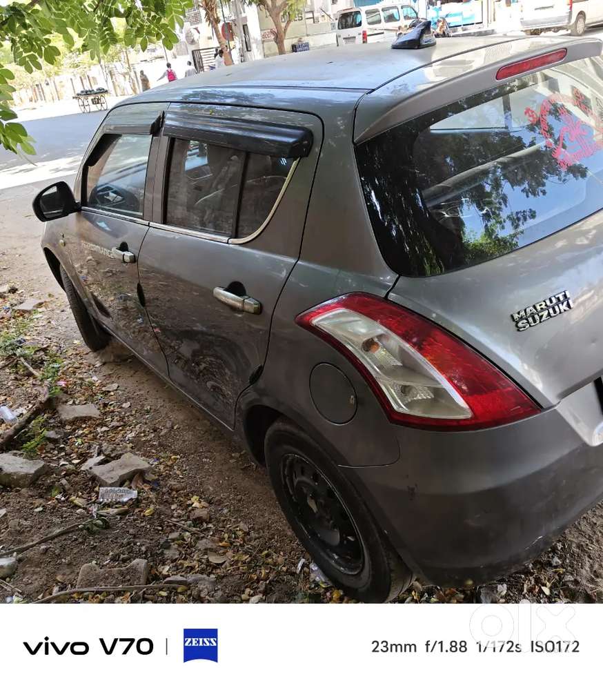 Maruti Suzuki Swift Lxi 2013