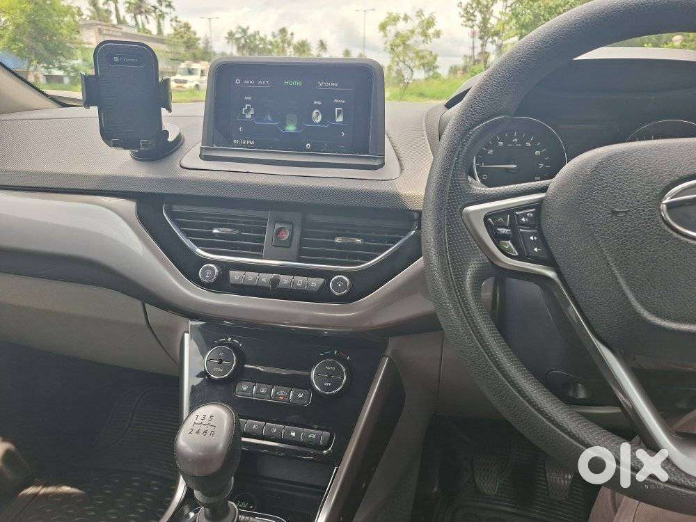 Tata Nexon 1.5 Revotorq Xz Plus Premium Dual Tone, 2017, Diesel