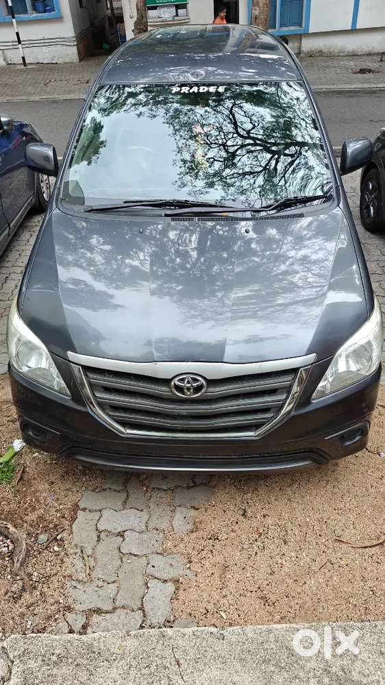 Toyota Innova 2015 Diesel 112000 Km Driven