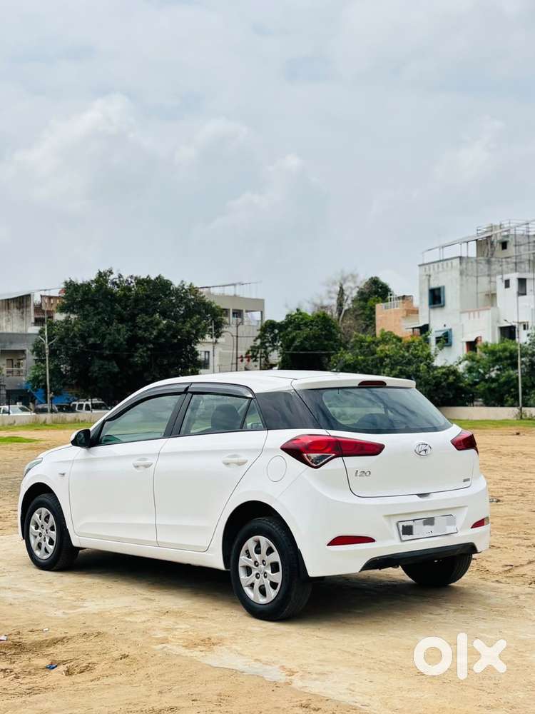 Hyundai I20 1.4 Magna Executive, 2017, Diesel