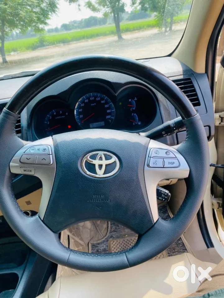 Toyota Fortuner 4x2 At, 2015, Diesel